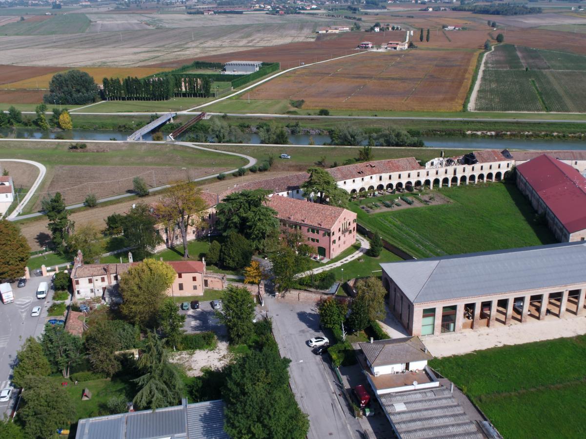 Hotel La Corte Correzzola Bilik gambar