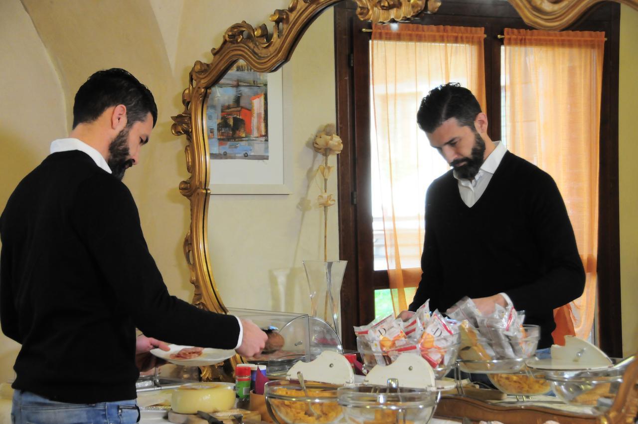 Hotel La Corte Correzzola Luaran gambar